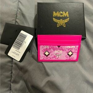 MCM Wallet New Never worn
